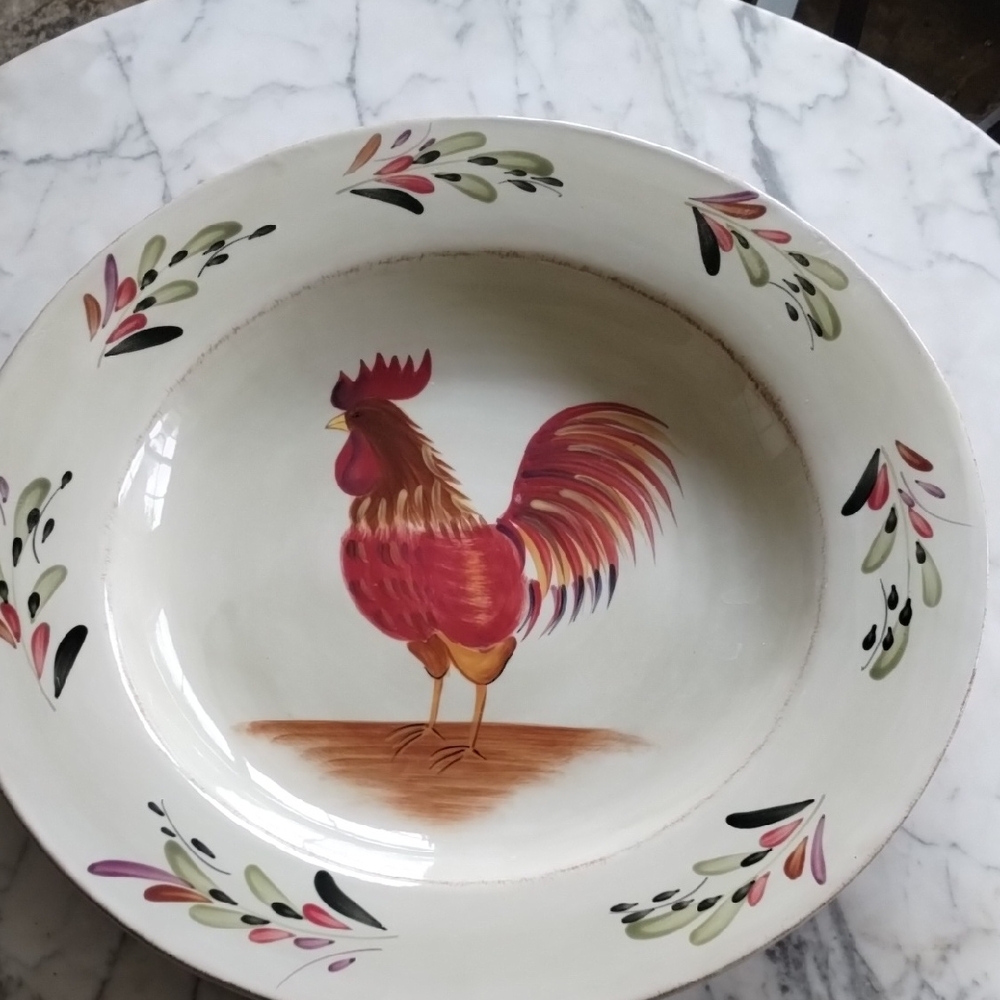 Quimper Like Decorated Rooster Serving Bowl